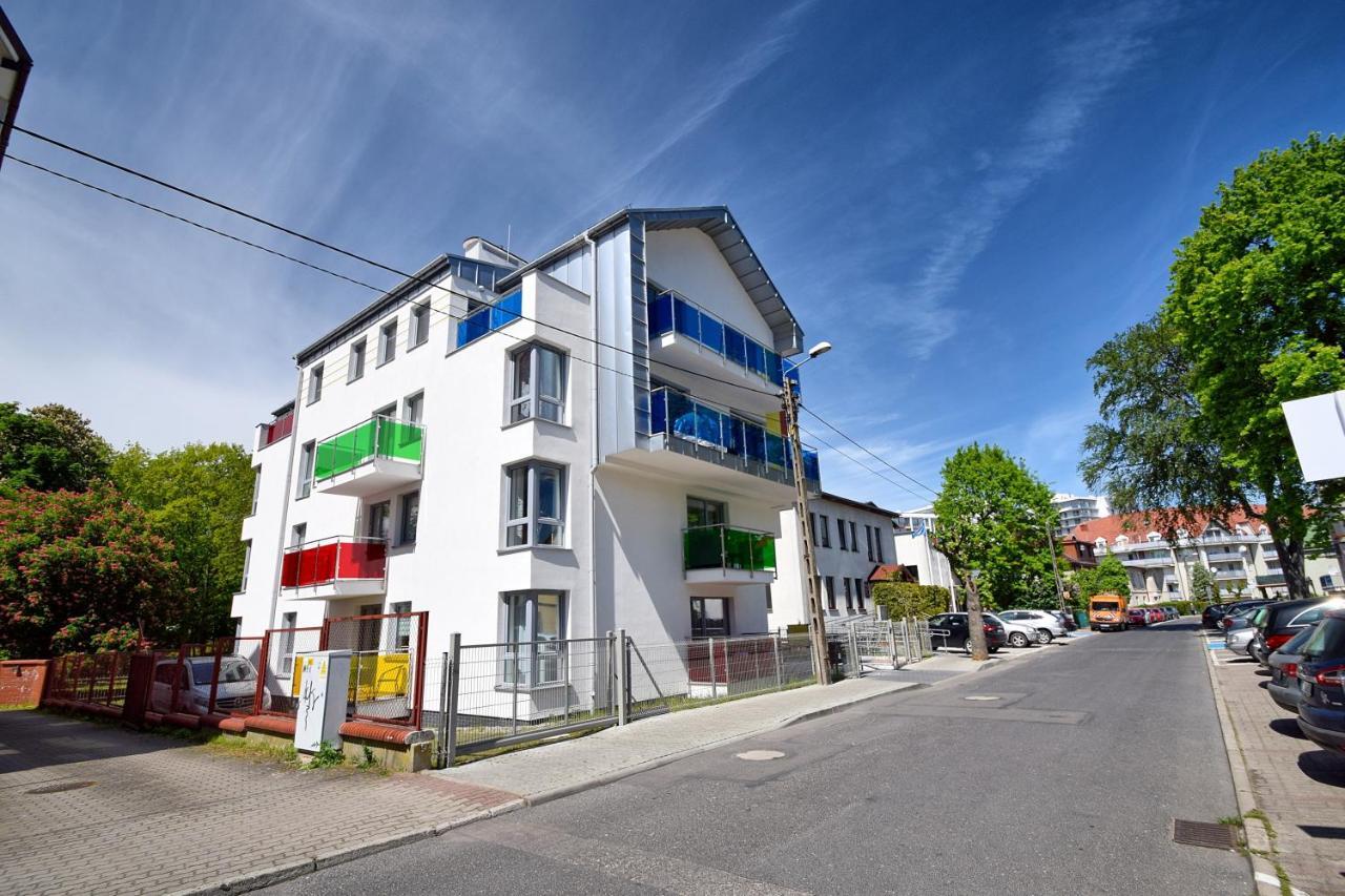 Sea-View Apartamenty Kolorowe Balkony Miedzyzdroje Exterior foto